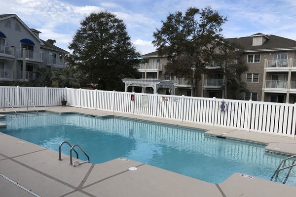 Piscine couverte, piscine extérieure