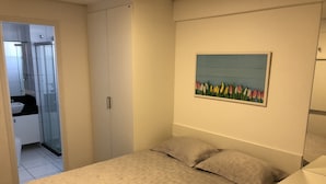 Apartment, Multiple Beds, Non Smoking, Courtyard View | 3 bedrooms, blackout drapes, WiFi (free), bed sheets - Aquiraz Riviera - 201 (Aquiraz)