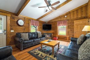 Smart TV, fireplace, DVD player