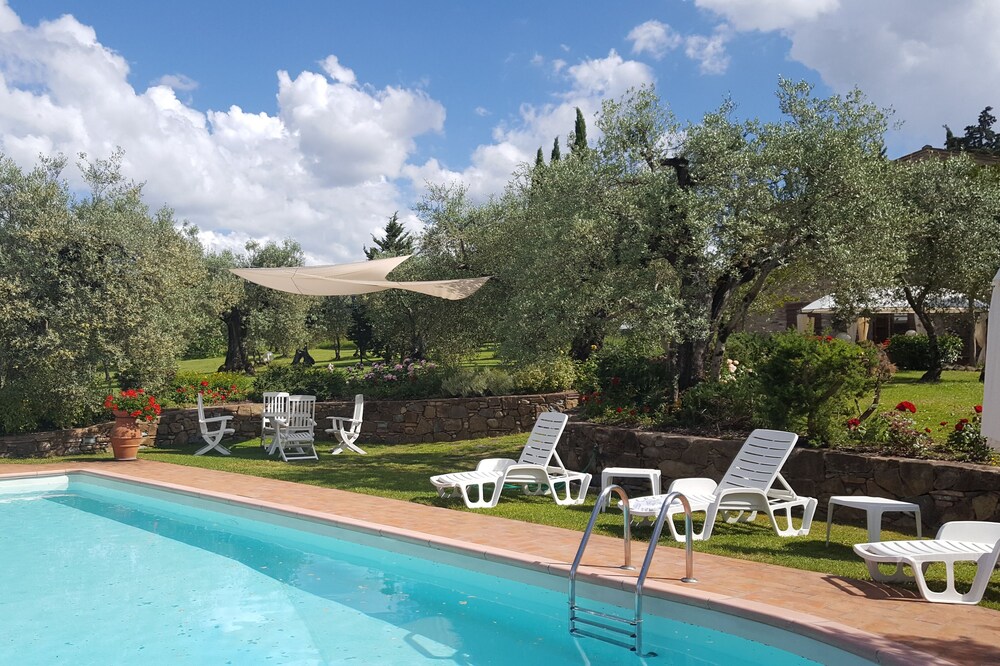 Tognazzi Holiday Home - Villa San Martino - private panoramic swimming pool