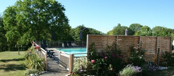 Walnut Lodge, charming holiday Gite in central rural France