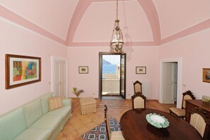 TV - ATRANI "CASA ROSSA" AMALFI COAST WITH SEA VIEW (ATRANI)