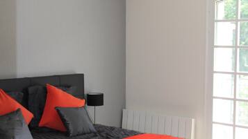 4 chambres, fer et planche Ă repasser, lit parapluie, Wi-Fi