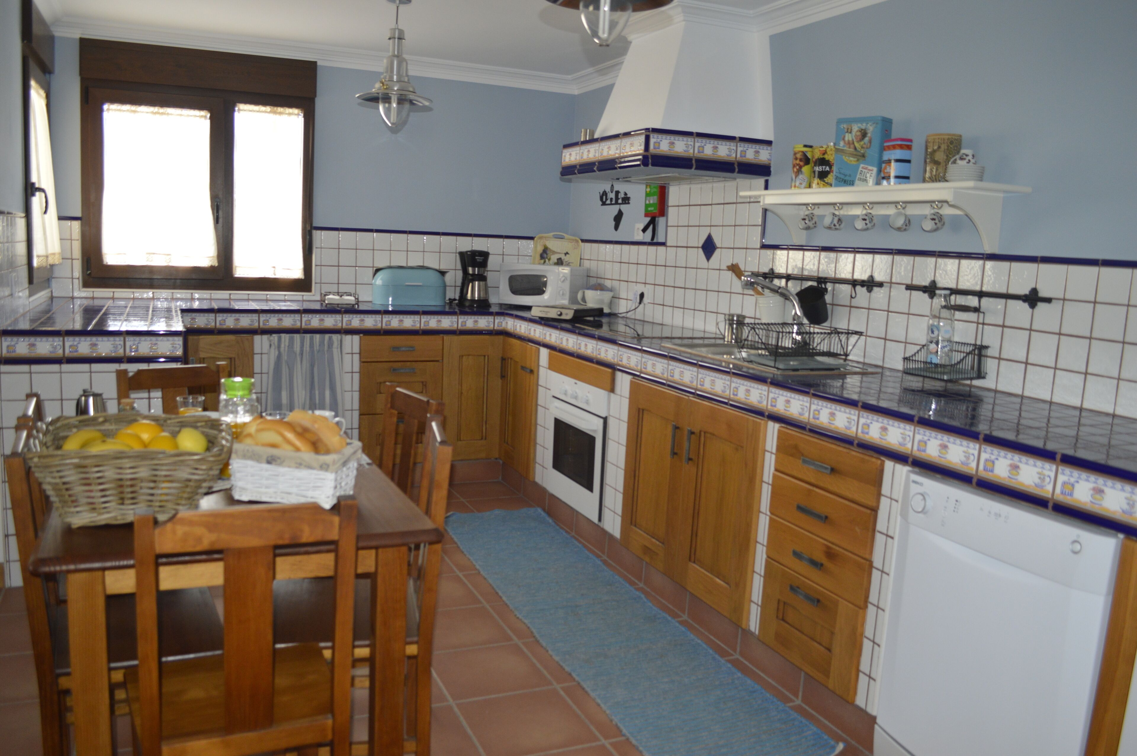 Rural House Fuentes de los Alisos, border with Portugal.