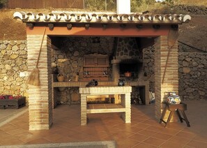 Property grounds - Villa el Pino:  with Private Pool (Sayalonga)