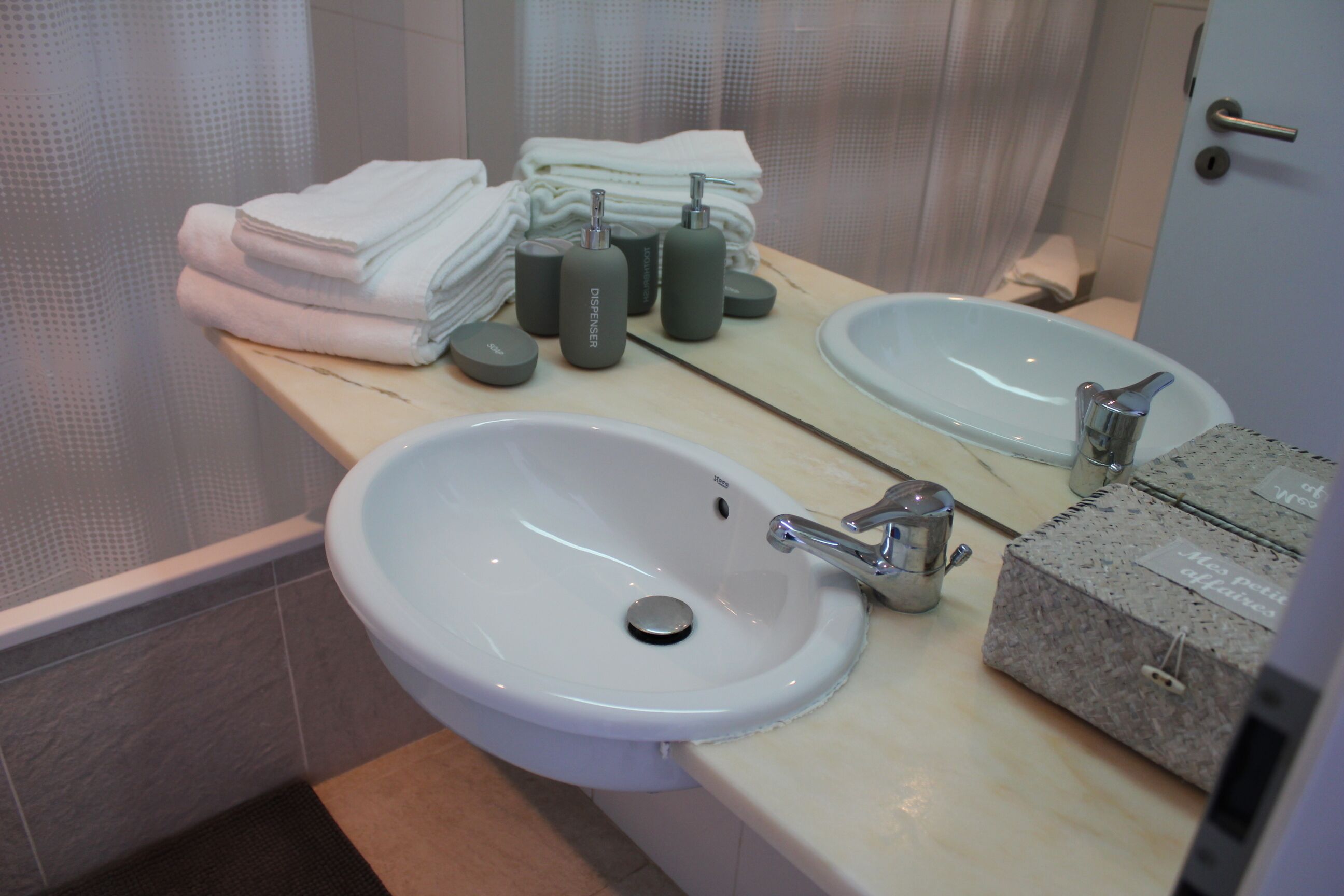 T0 Studio Sunset Sea View (2 adults + 1 child)