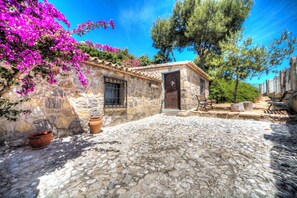 Exterior - MIMAR ALTEA VILLA - Wonderful finca with pool / bar and views 3km from Altea (Alicante)