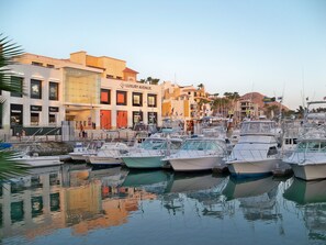 Marina/club náutico