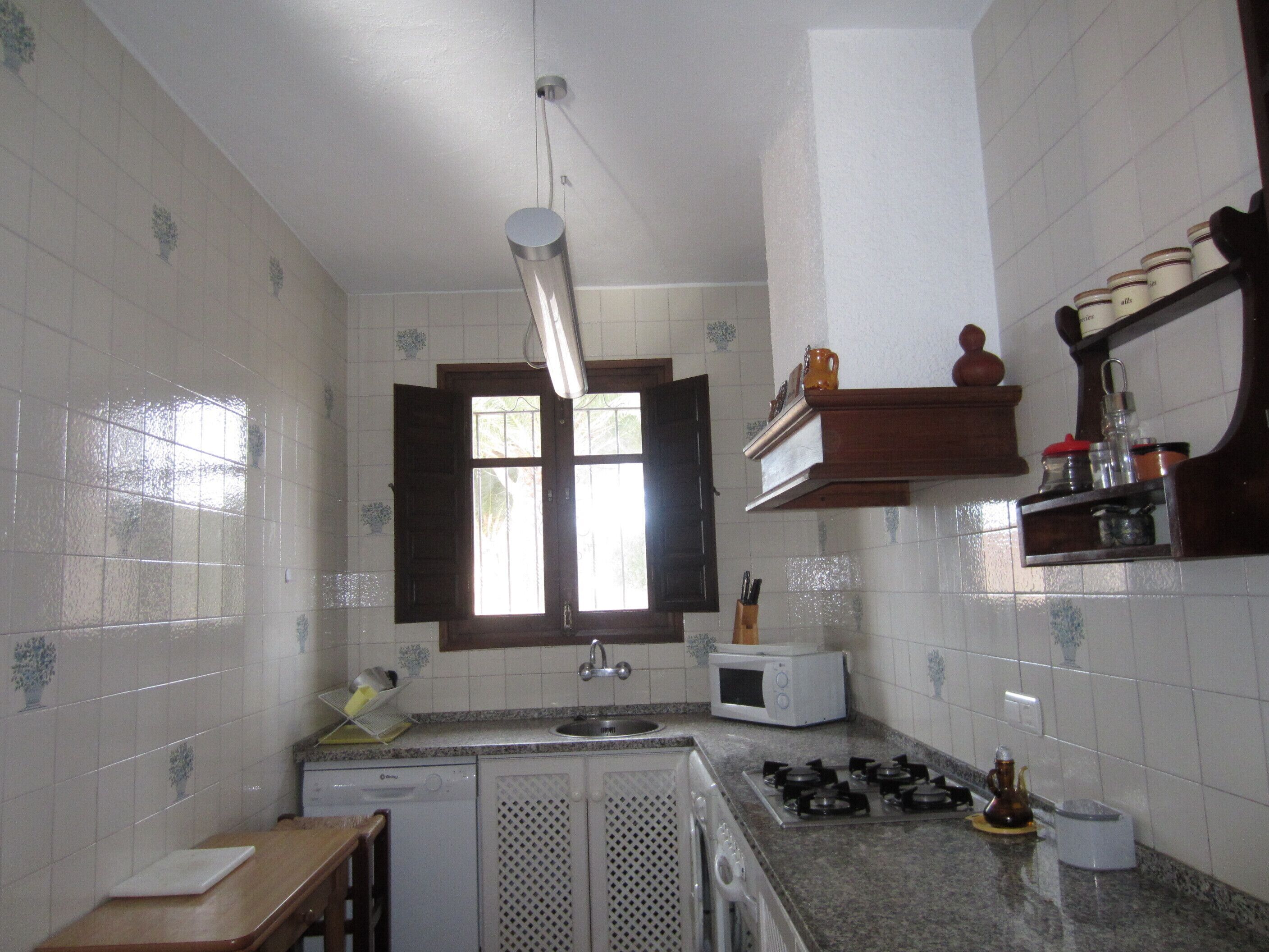 More than Aubi, cottage with pool in Riudoms