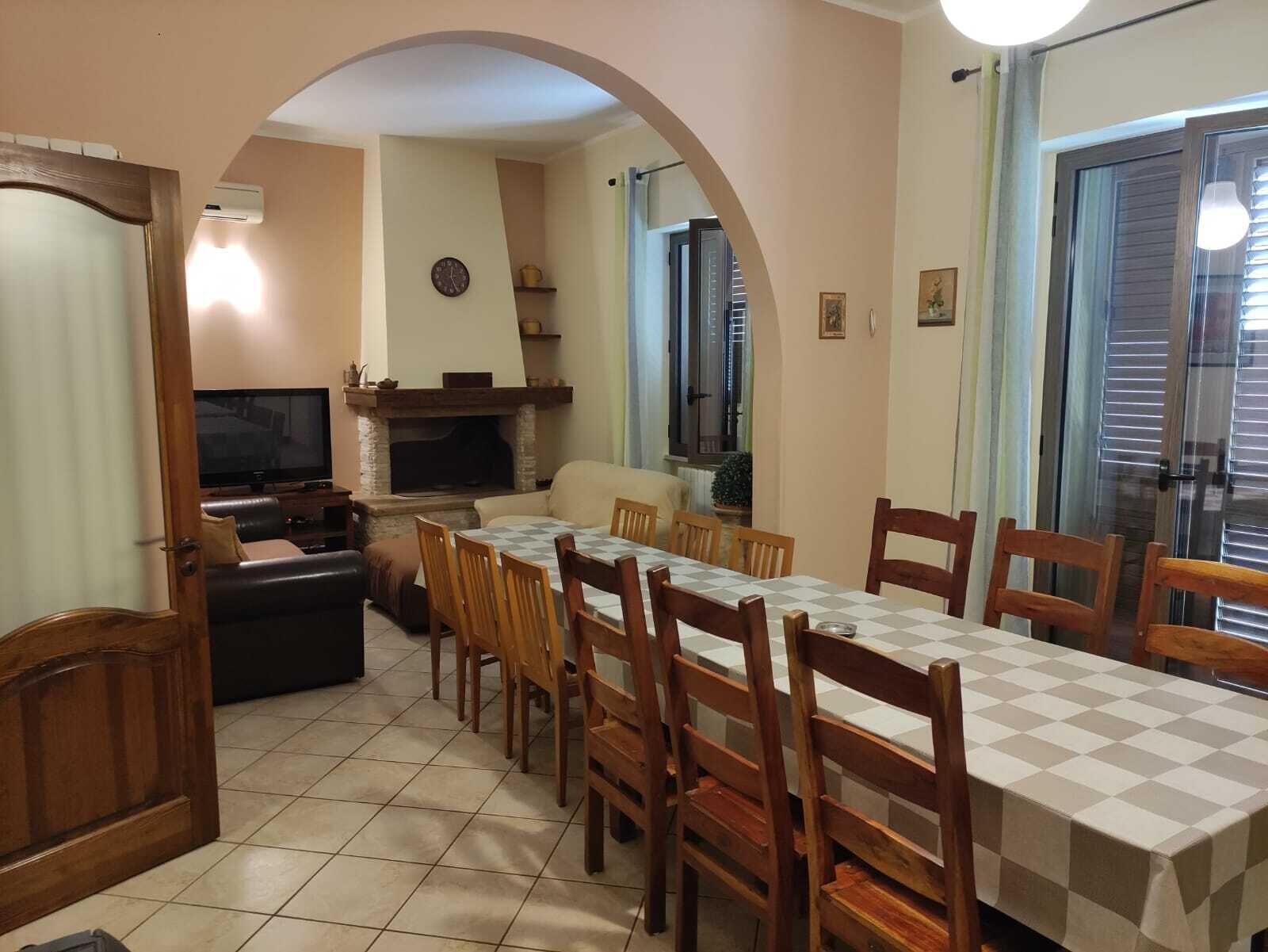 Independent apartment on the sea up to 15 places, modern, finely furnished