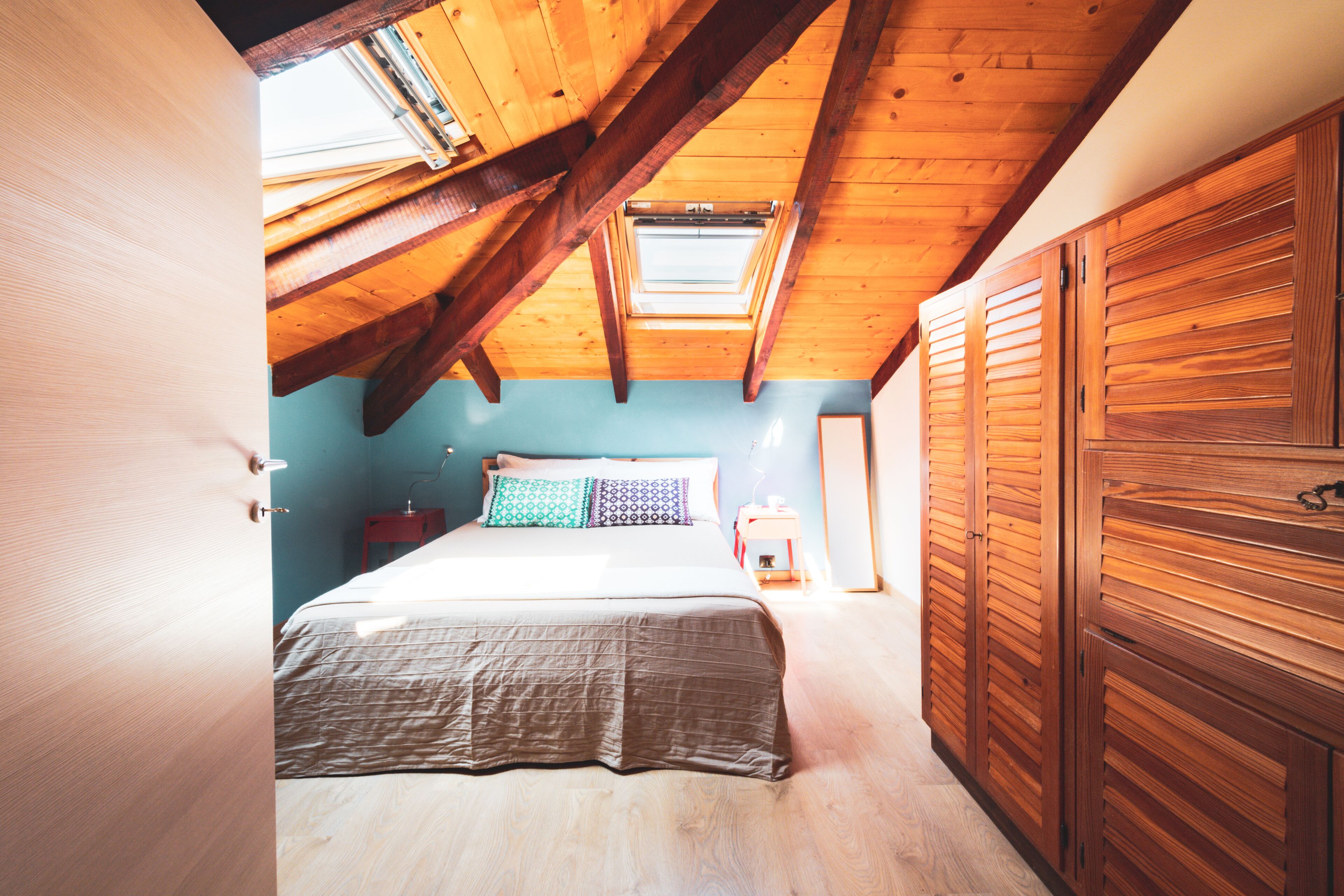 Casa Danoi - 1960s villa renovated with park