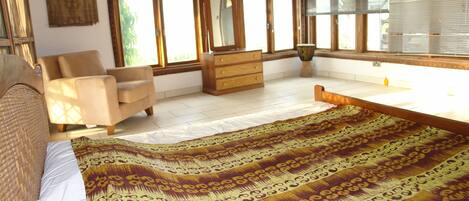 3 Schlafzimmer, BĂŒgeleisen/BĂŒgelbrett, Internetzugang