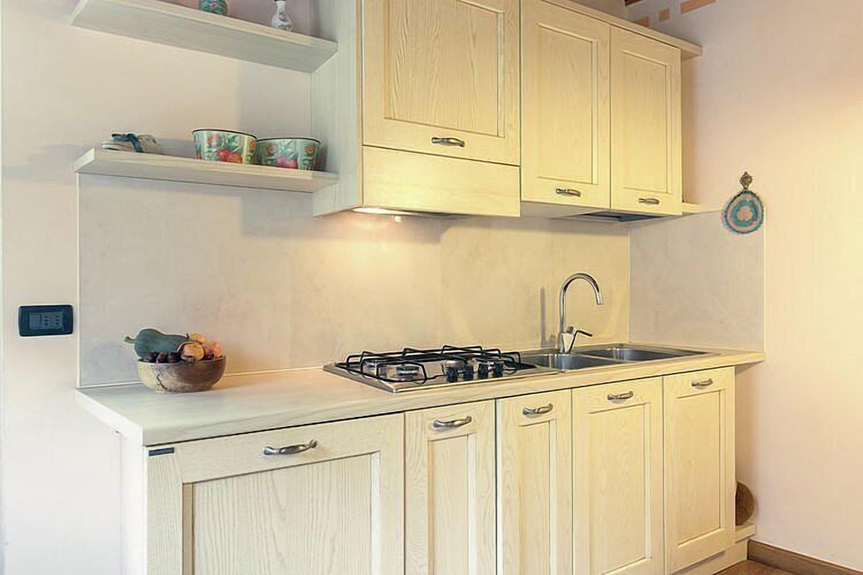 Villa Marsica B: A welcoming apartment immersed in a splendid landscape, in the heart of a wonderful little town, with Free WI-FI.