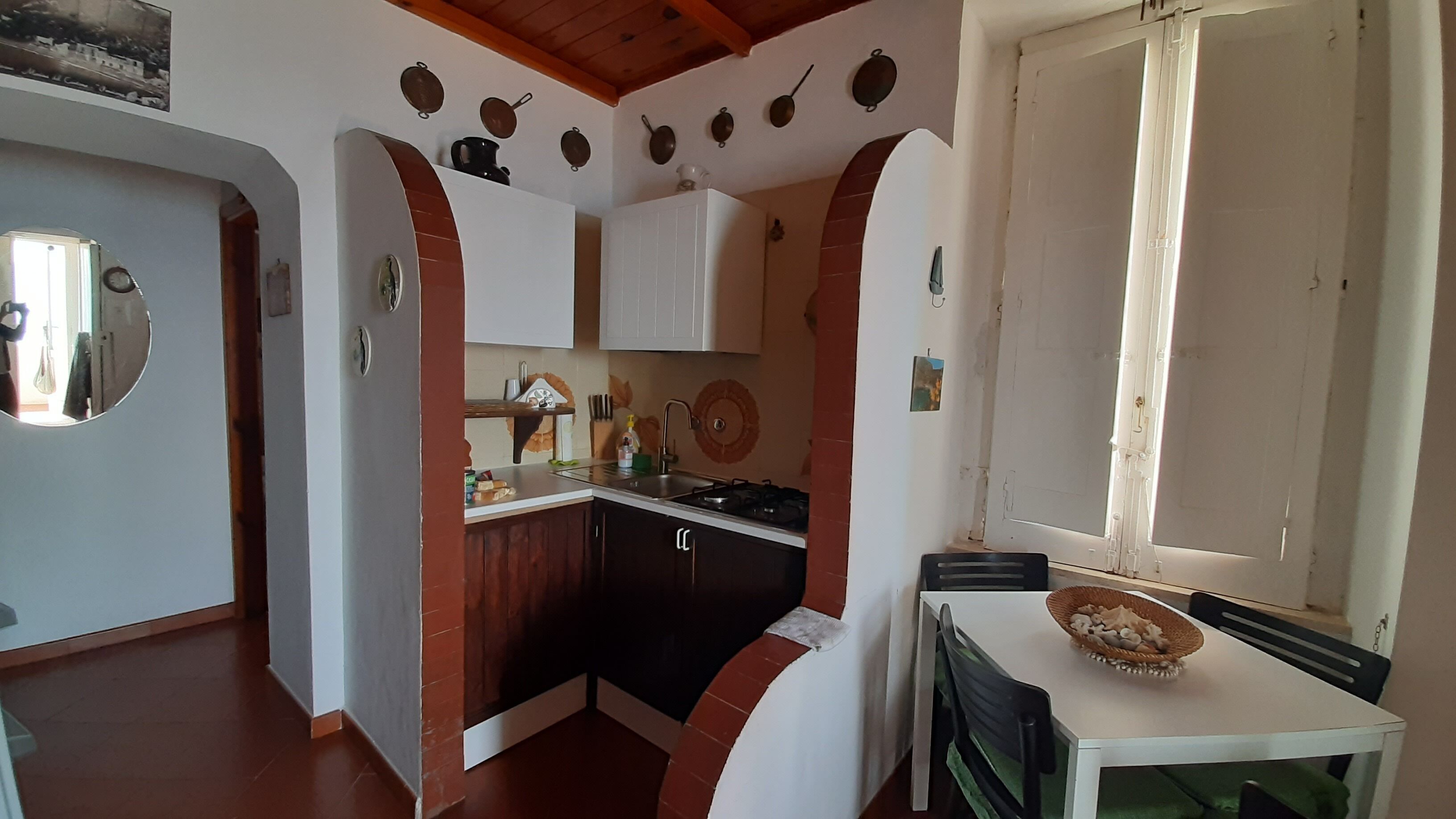 Il Terrazzino sul Mare, holiday home ON THE BEACH in Sorrento/Amalfi Coast.