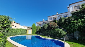 Unclassified image, 5 of 27, button - P2131- FANTASTIC VIEWS, AIR CONDITIONING, POOL AND WIFI (Sant Feliu de Guixols)