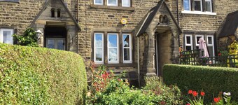 Stunning 17c cottage, a true home away from home, in a delightful heritage area