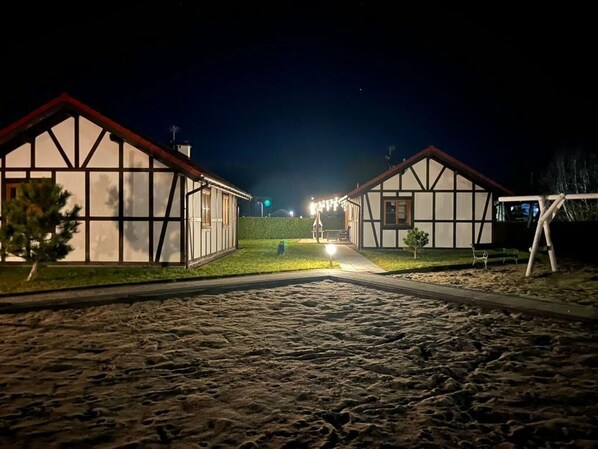 Exterior - holiday home "House1" with water view (Sarbinowo)