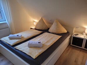 2 Schlafzimmer, Bügeleisen/Bügelbrett, Internetzugang, Bettwäsche