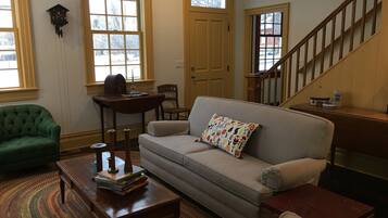 Fernseher, DVD-Player, Videothek