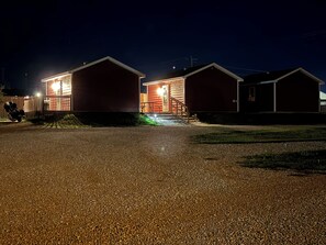 Exterior - Frenchy's Hideaways Cabin #3 (Custer)
