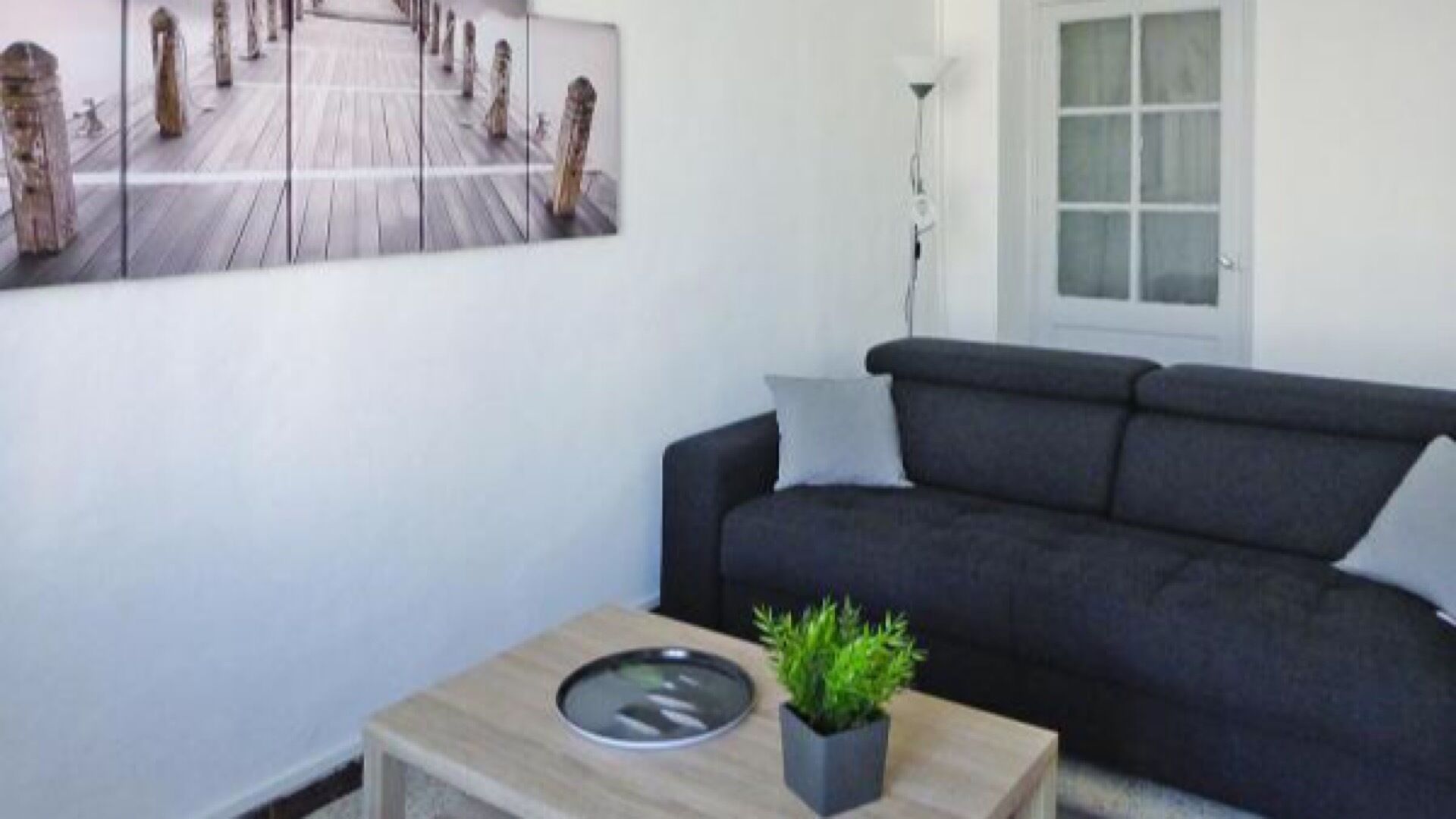 Furnished studio facing the Arles arena.