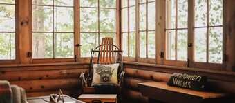 Expérience nostalgique de Northwoods au Lodge at Alderwood Resort