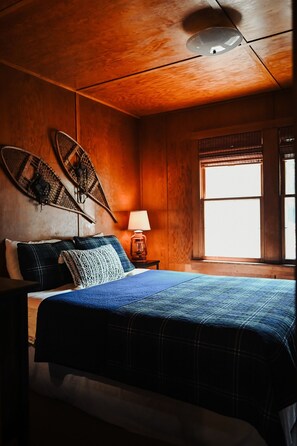 4 Schlafzimmer, Reisekinderbett, kostenloses WLAN, Bettwäsche