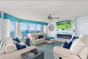 Smart TV, fireplace, DVD player