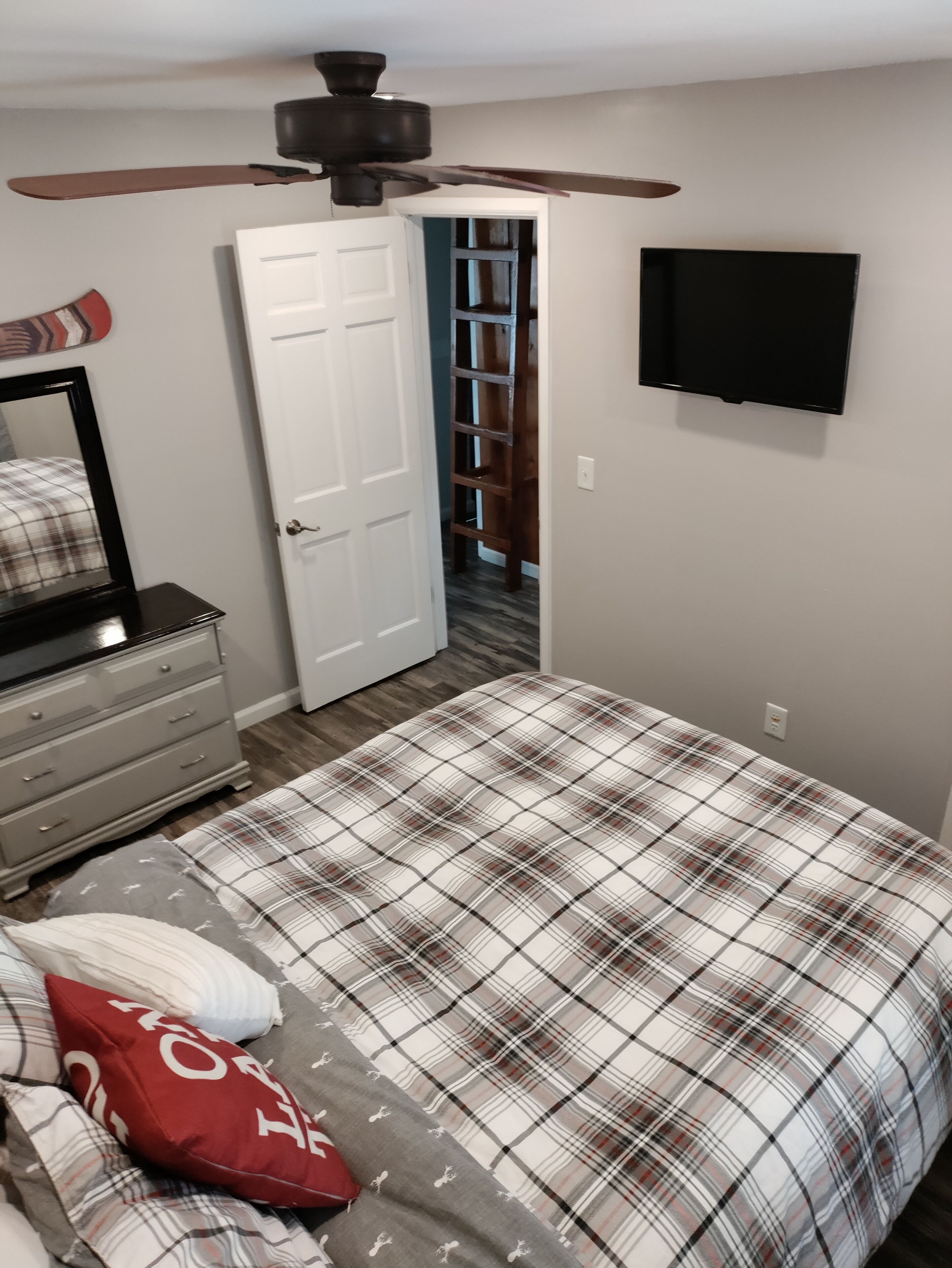 Breath Taking View on Top Of Pettit Bay Mountain!!!