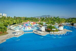 Pool - Mayan Palace, 2 BR Master Suite @ the Vidanta Resort, Acapulco (Acapulco)