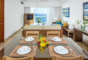 Dining - Mayan Palace, 2 BR Master Suite @ the Vidanta Resort, Acapulco (Acapulco)