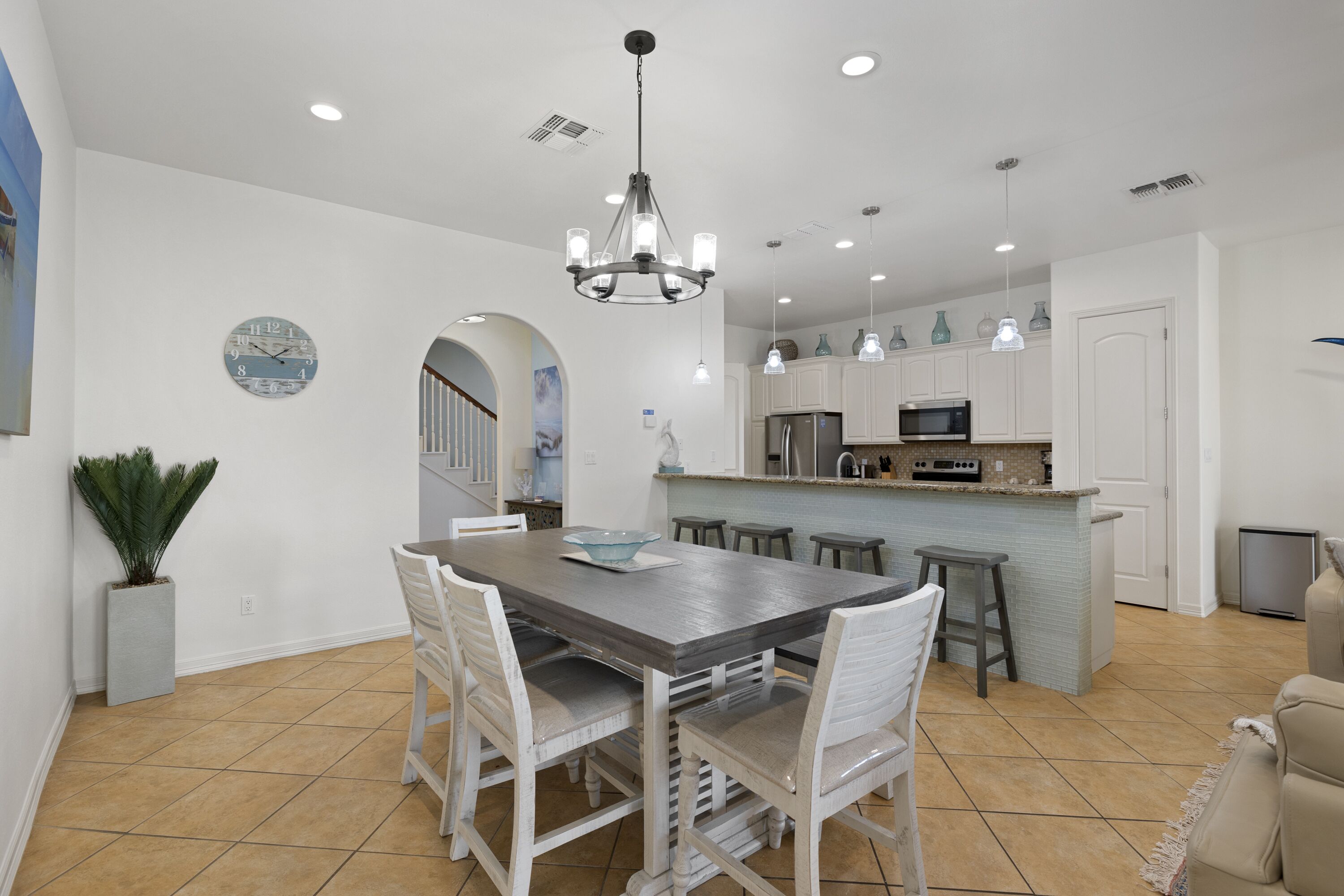 Picture Perfect Island Home in Ocean Front Community with Pool & Hot Tub! Perfect for Families!