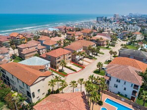 Exterior - Blue Marlin Villa: Beachside Home with Private Hot Tub, Community Pool & Beach Access! (South Padre Island)