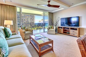 Smart TV - WHALE SEASON SPECIAL - PREMIUM 1 BD/2BA Oceanview Whaler #411 (Lahaina)
