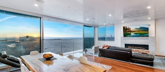Modernt Ocean Front Silver Beach Beach Home<br><br><br><br>Silver Strand Beach