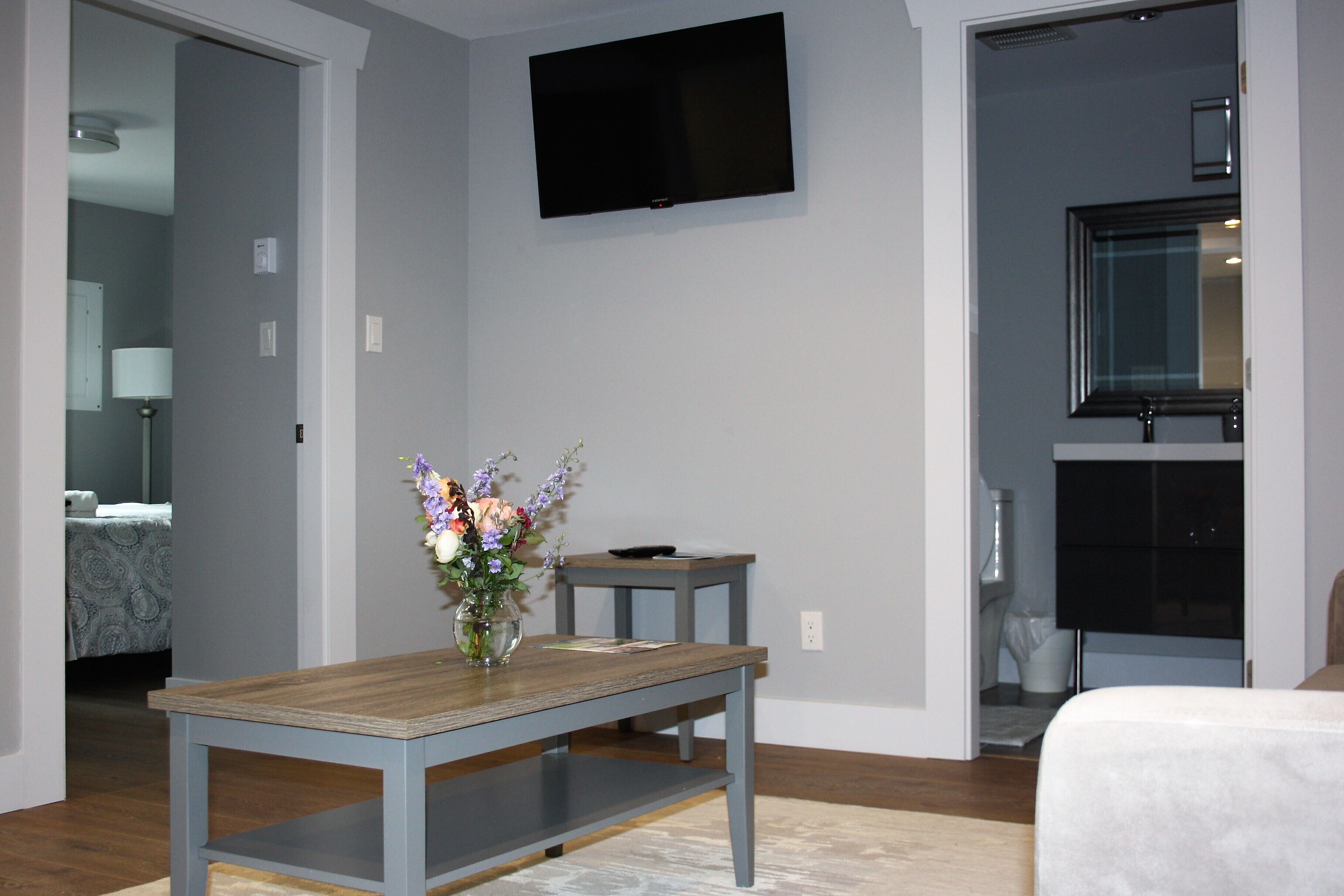 Lavender House  - Modern guesthouse in Sardis