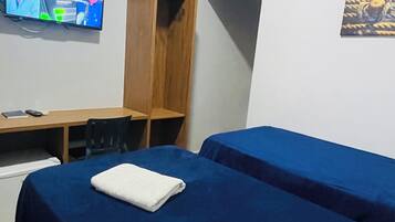 Quarto triplo, 3 camas de solteiro | Comodidades da propriedade