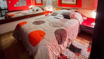 Phòng Suite phong cách cổ điển, không hút thuốc | Chăn bông, bàn, bàn ủi/dụng cụ ủi quần áo