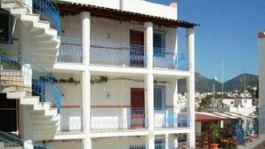 Unclassified image, 2 of 16, button - Sahin Apart Hotel (Bodrum)