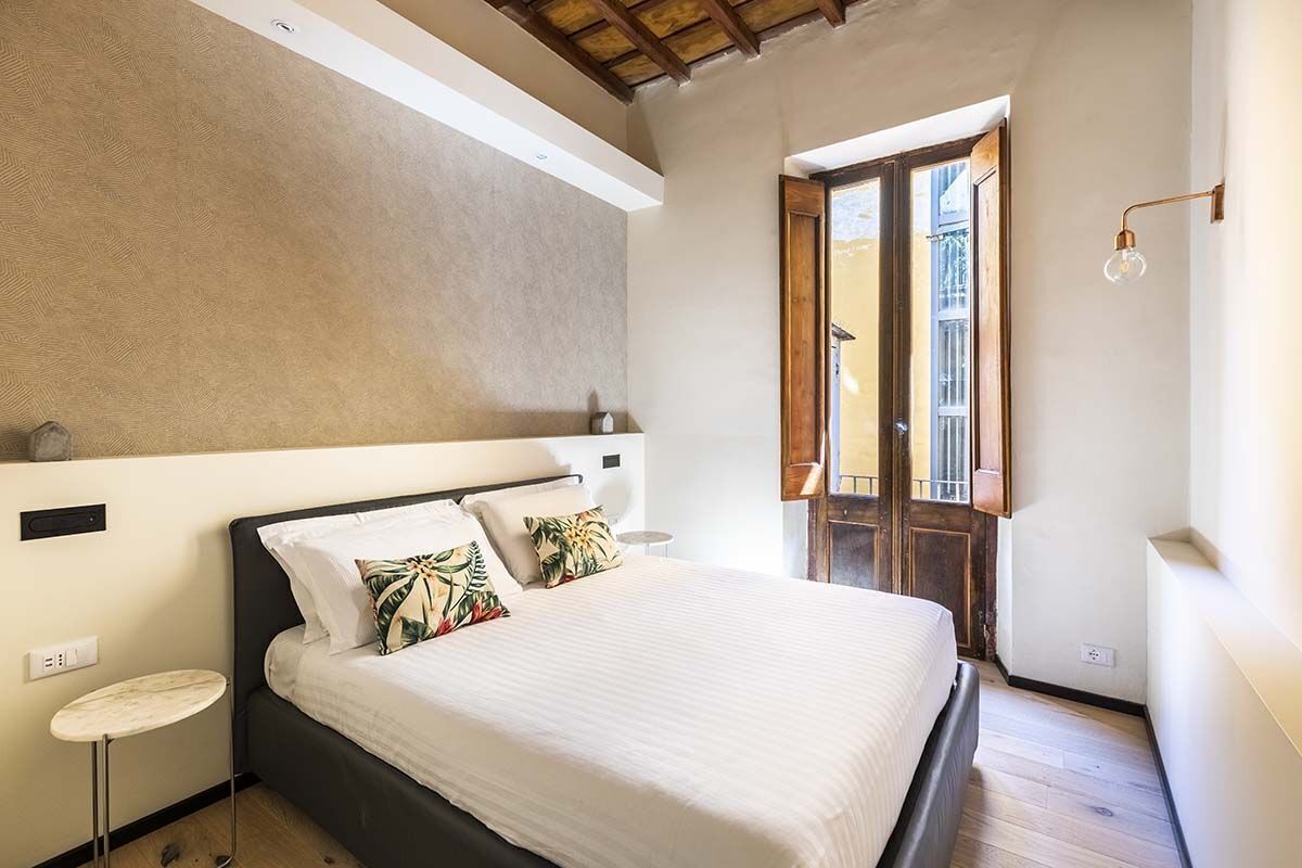 4 bedrooms, internet, bed sheets