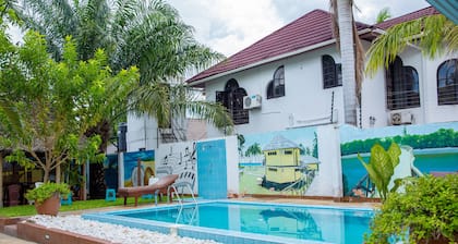 THE DAISY COMFORT HOME -MIKOCHENI