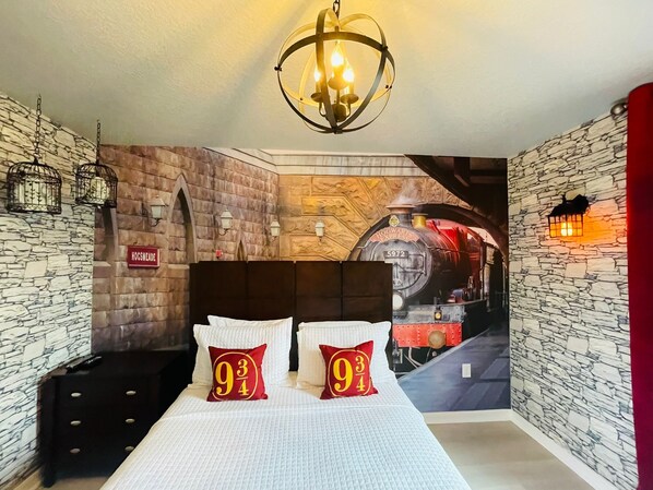 4 bedrooms, iron/ironing board, WiFi, bed sheets - New Harry Potter themed room at Westside with Lazyriver@Disney (Kissimmee)