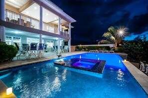 Pool - Our Cayman Cottage: Spacious Family Beach House w/ Pool, Spa, Kayaks, + Arcade Room (Queens Highway)