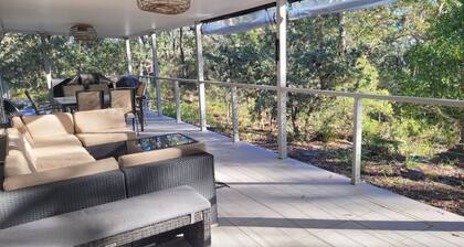 Wrights Beach Bungalow - WALKING DISTANCE TO THE WATER