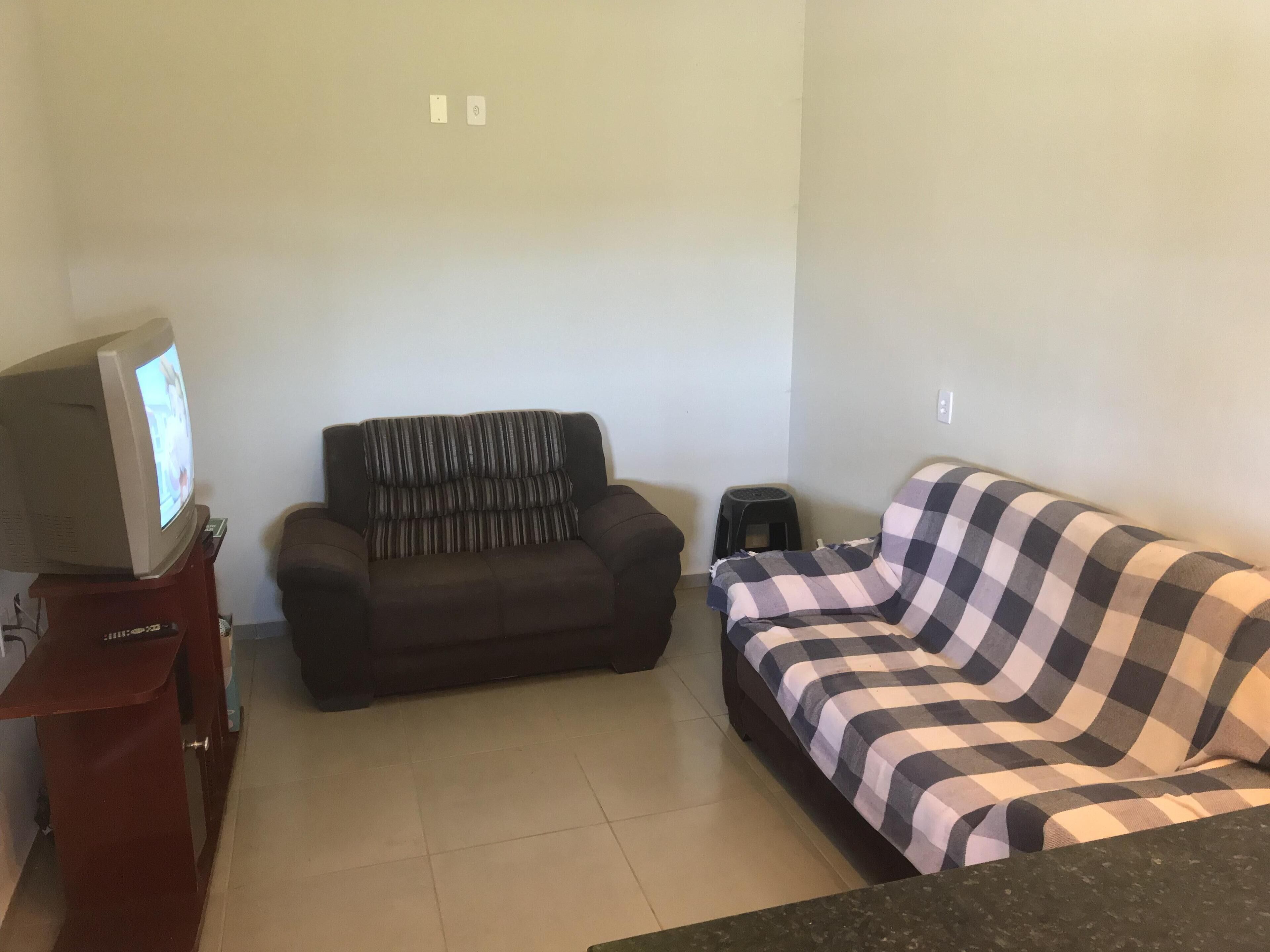 Close to the Capitol region, with much comfort and recreation for the whole family!