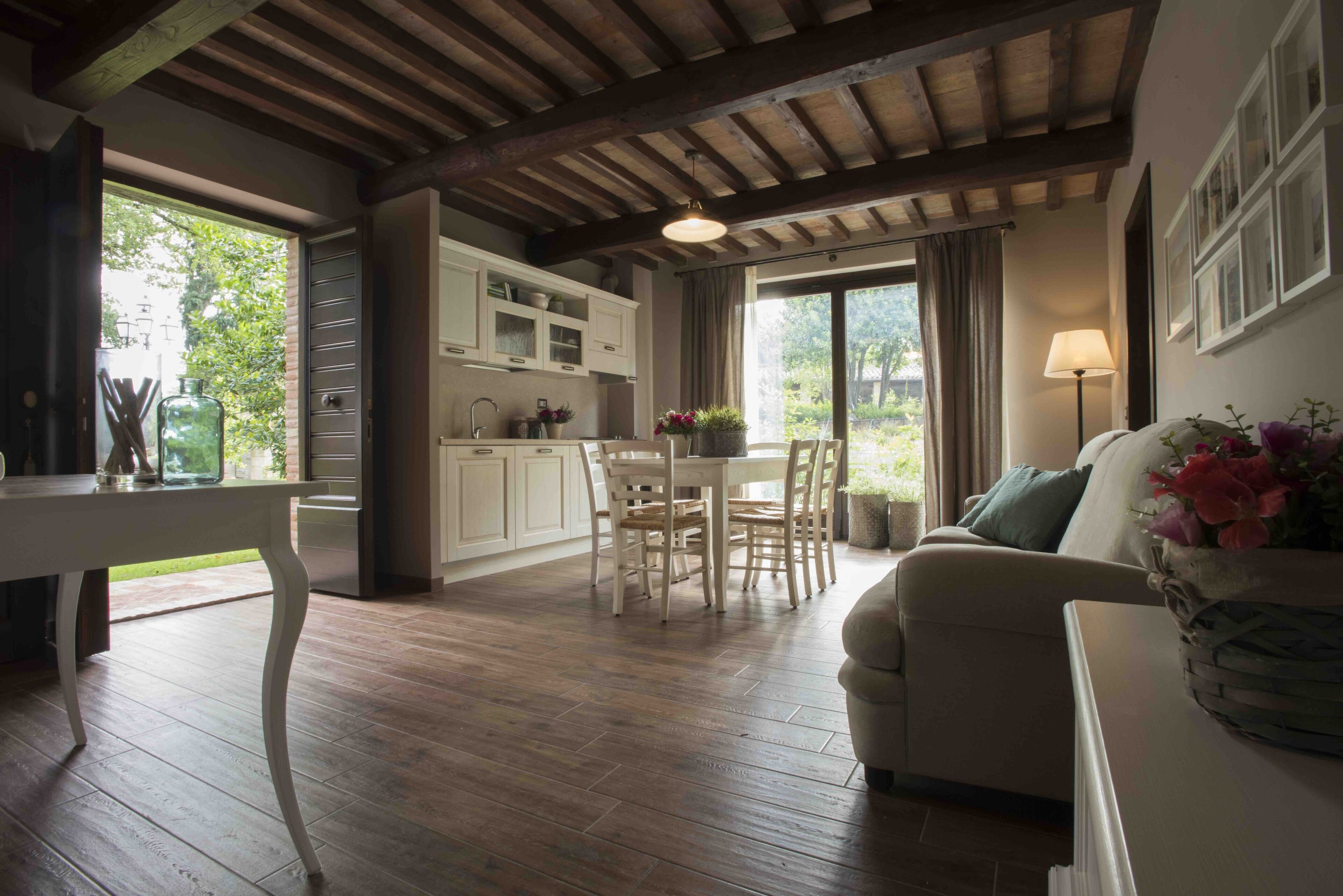 Vintage Villa with Private Pool and Gym