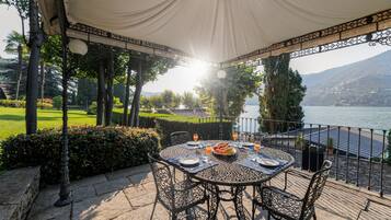 Restauration extérieure