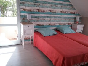 2 chambres, fer et planche à repasser, Wi-Fi gratuit, draps fournis