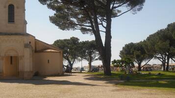 Enceinte de lâhĂ©bergement