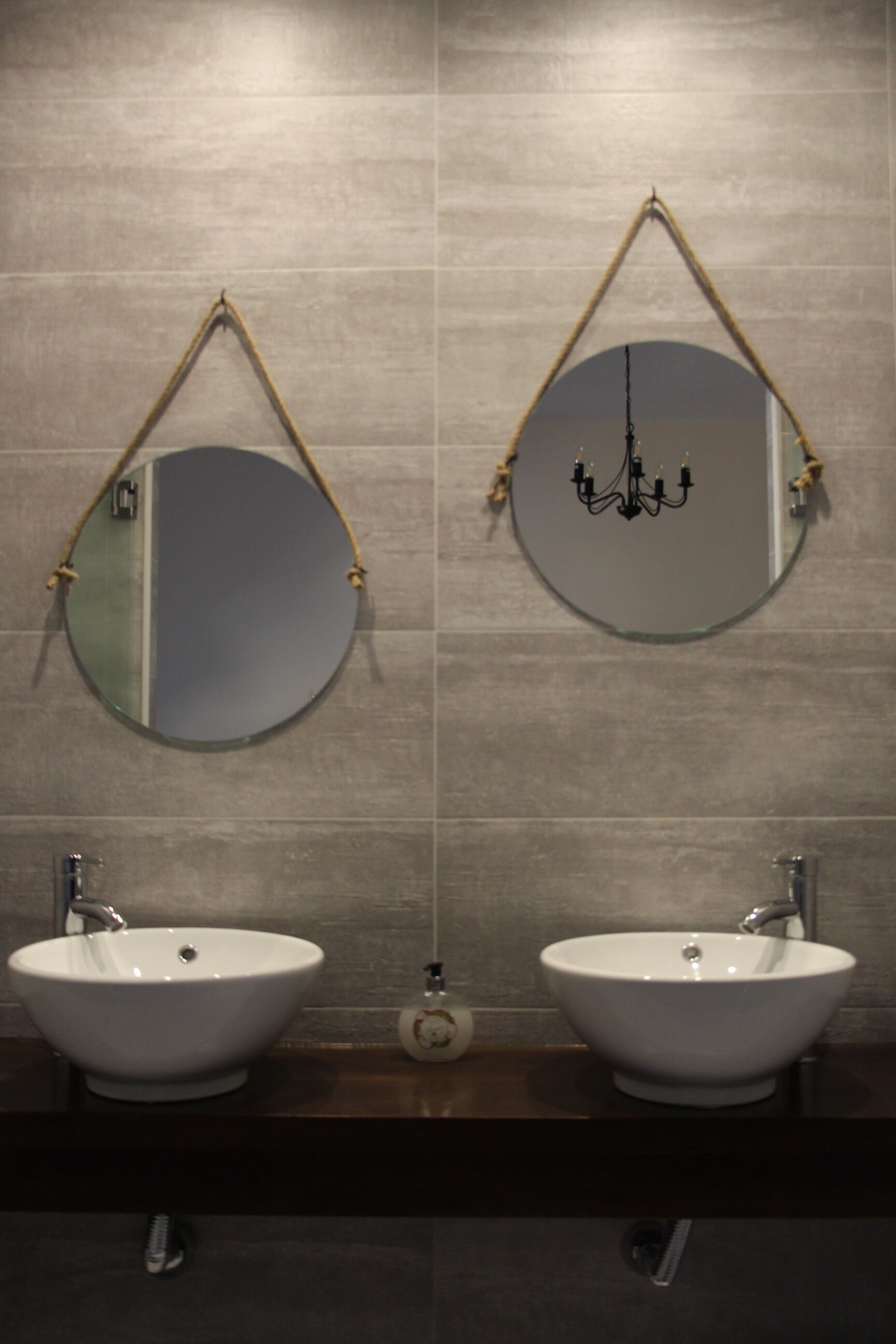 Full rental of 6 to 15 people.